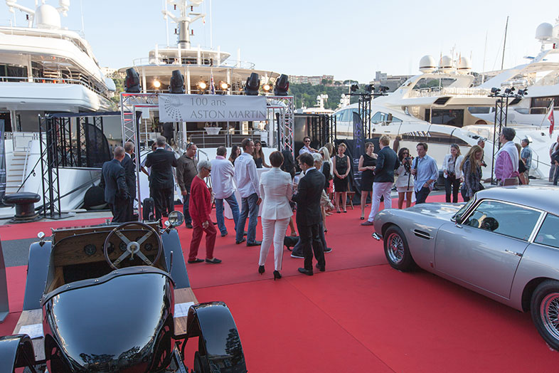 Mottra Caviar на мероприятии, посвященном 100-летию Aston Martin
